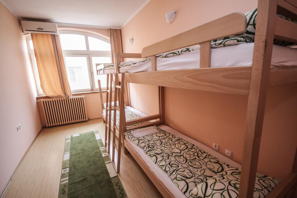 Terasa Pansiyon Novi Sad Oda fotoğraf